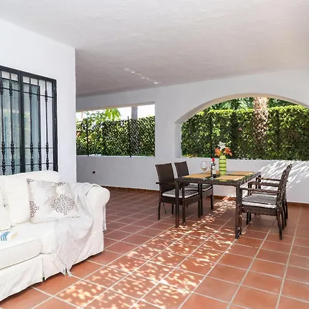 Apartment La Goleta - San Pedro Beachside, 200m Marbella