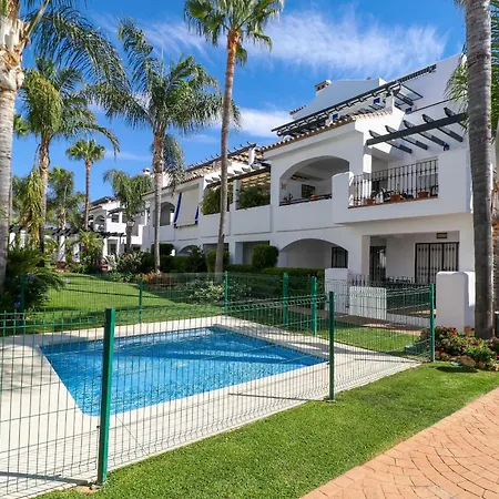 La Goleta - San Pedro Beachside, 200m Apartment
